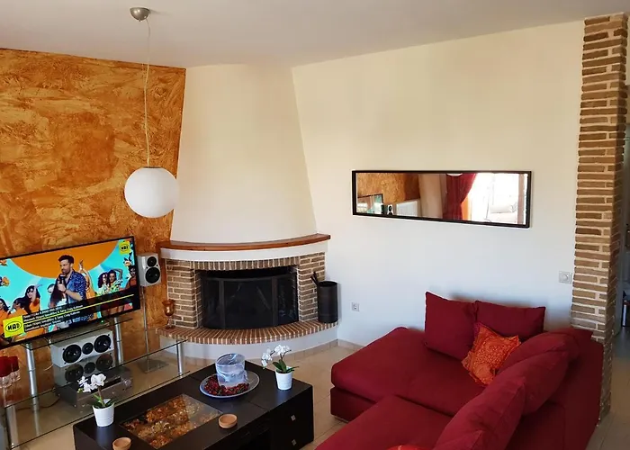\'Seaside Paradise\' Elegant Apartment In Nea Makri